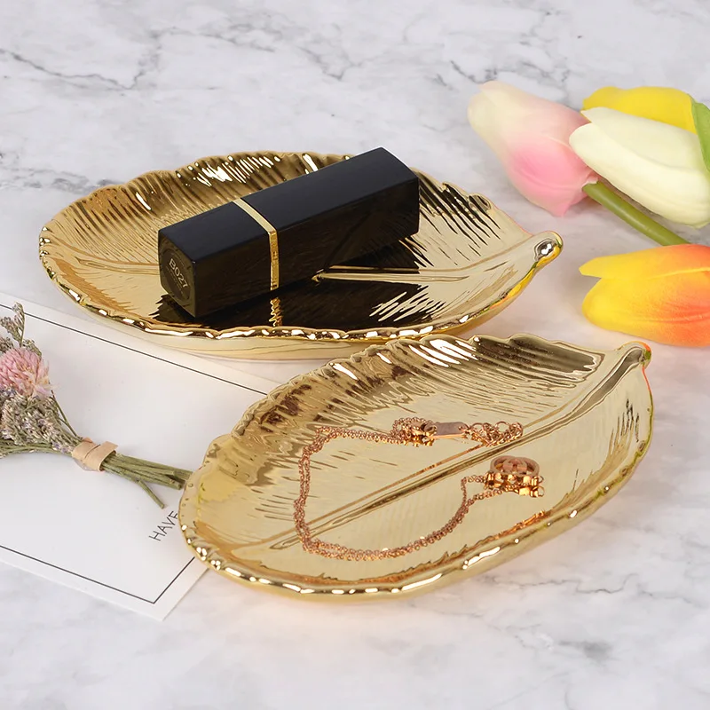 1ks Nordic Gold Leaf Keramická odkládací polička Šperky Zásobník na Sušené Ovoce, Jídlo, Domácí Dekorace, Doplňky