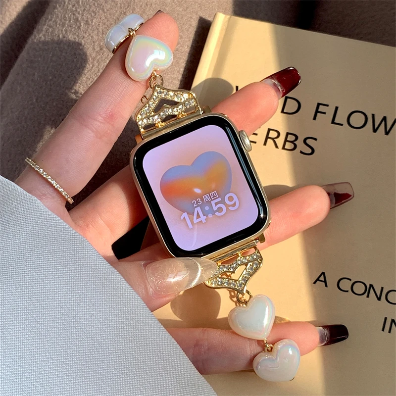 Luxusní Roztomilý Láska Srdce Diamand Kovové poutko na Popruh Pro Apple Watch 8 7 6 5 4 3 2 Hodinky Ženy Náramek Pro iwatch 41 mm 40 mm 38 mm 49